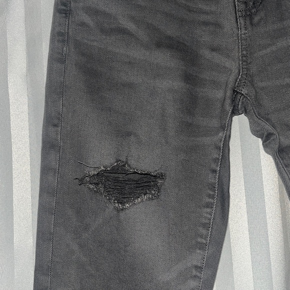Aeropostale Men’s Charcoal Distressed Skinny Style Jeans - Picture 5 of 8